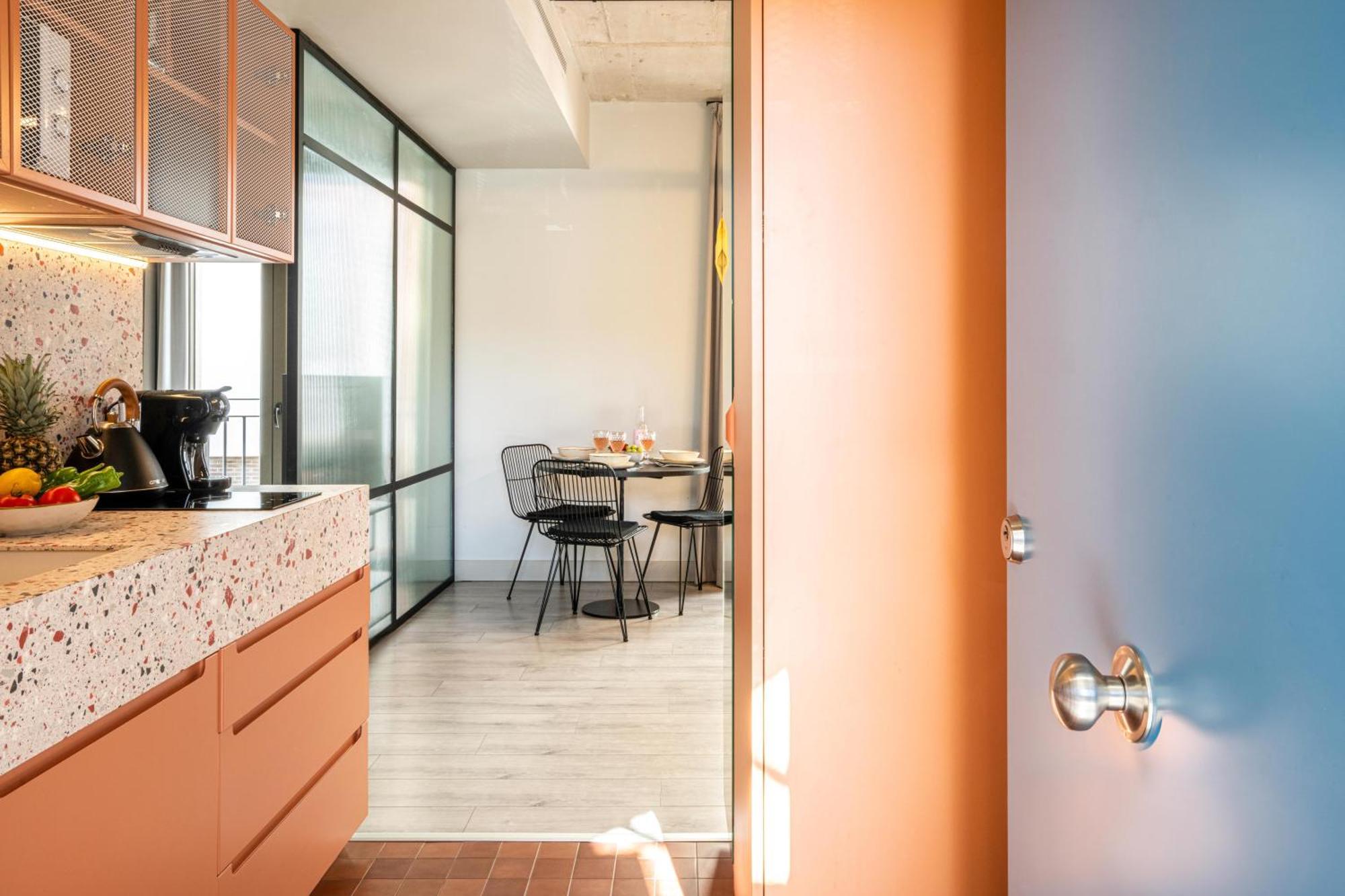Coeo Parras Design Apartments Малага Номер фото